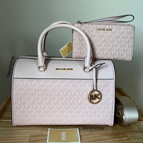 🌼Michael Kors Set - Picture 1 of 16